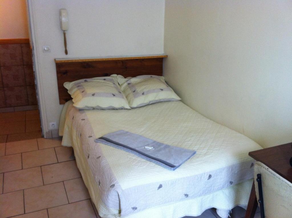 Hipotel Paris Bordeaux Menilmontant ห้อง รูปภาพ